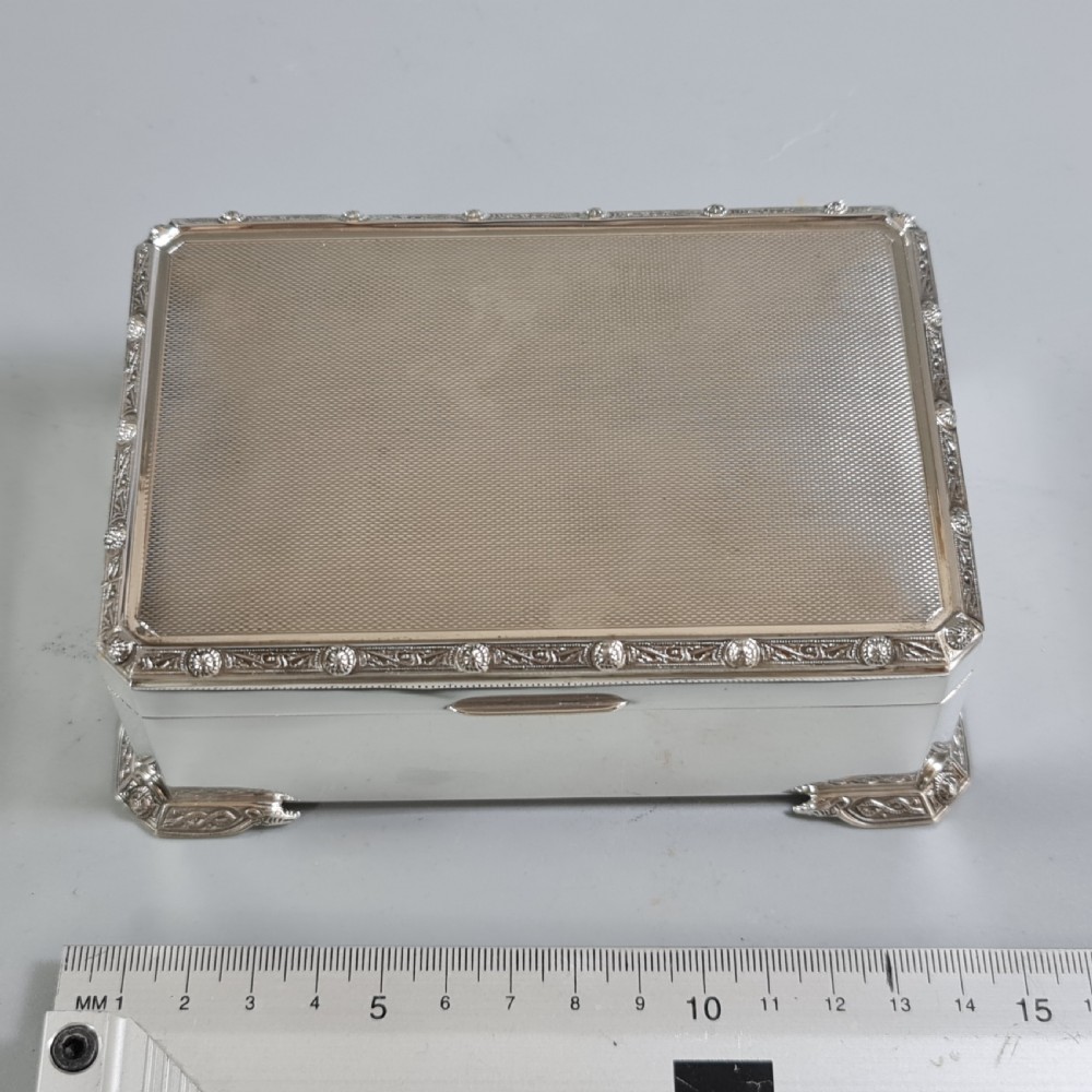 Beautiful Quality  Large Vintage HM Silver Cig Box with Celtic Design View XV