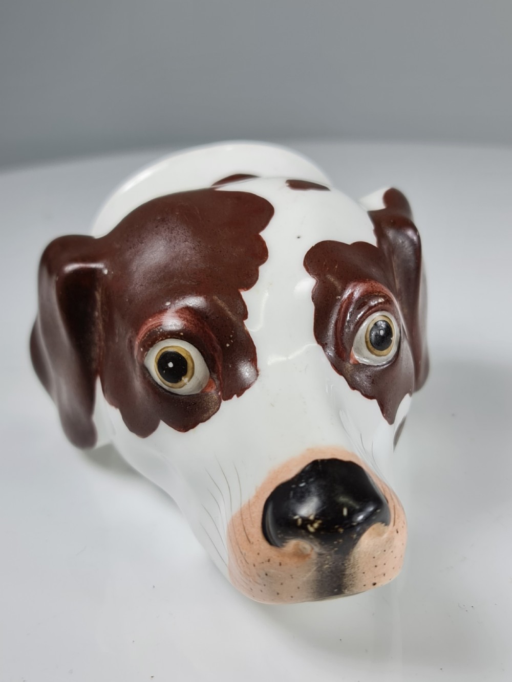 Rare Copeland & Garrett c1840 Porcelain Hound's Head Stirrup Cup View III
