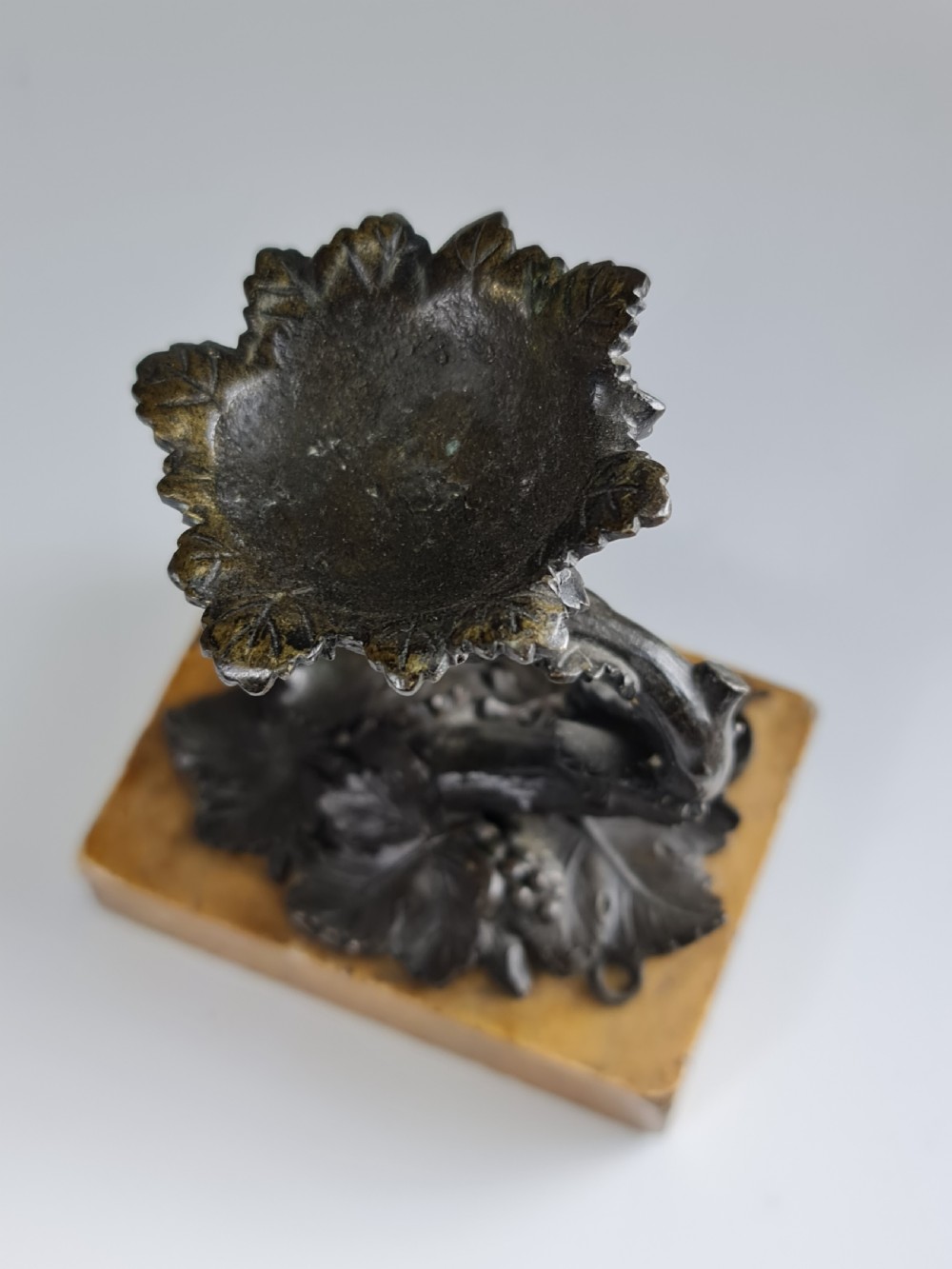 Detailed 19thc Bronze Incense Dish View IX