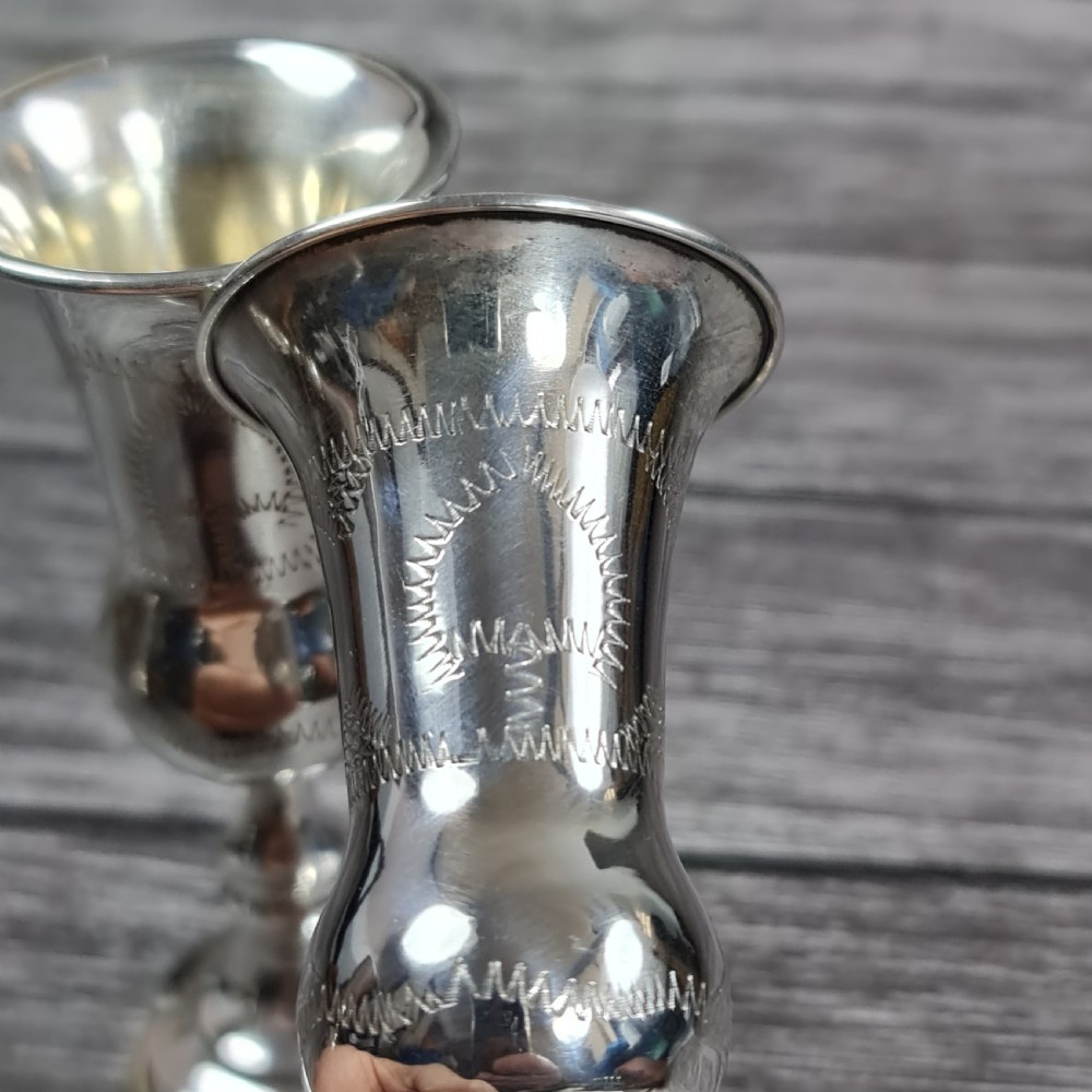 Fine Antique Pr HM Silver Kiddush Cups London 1923 View IX