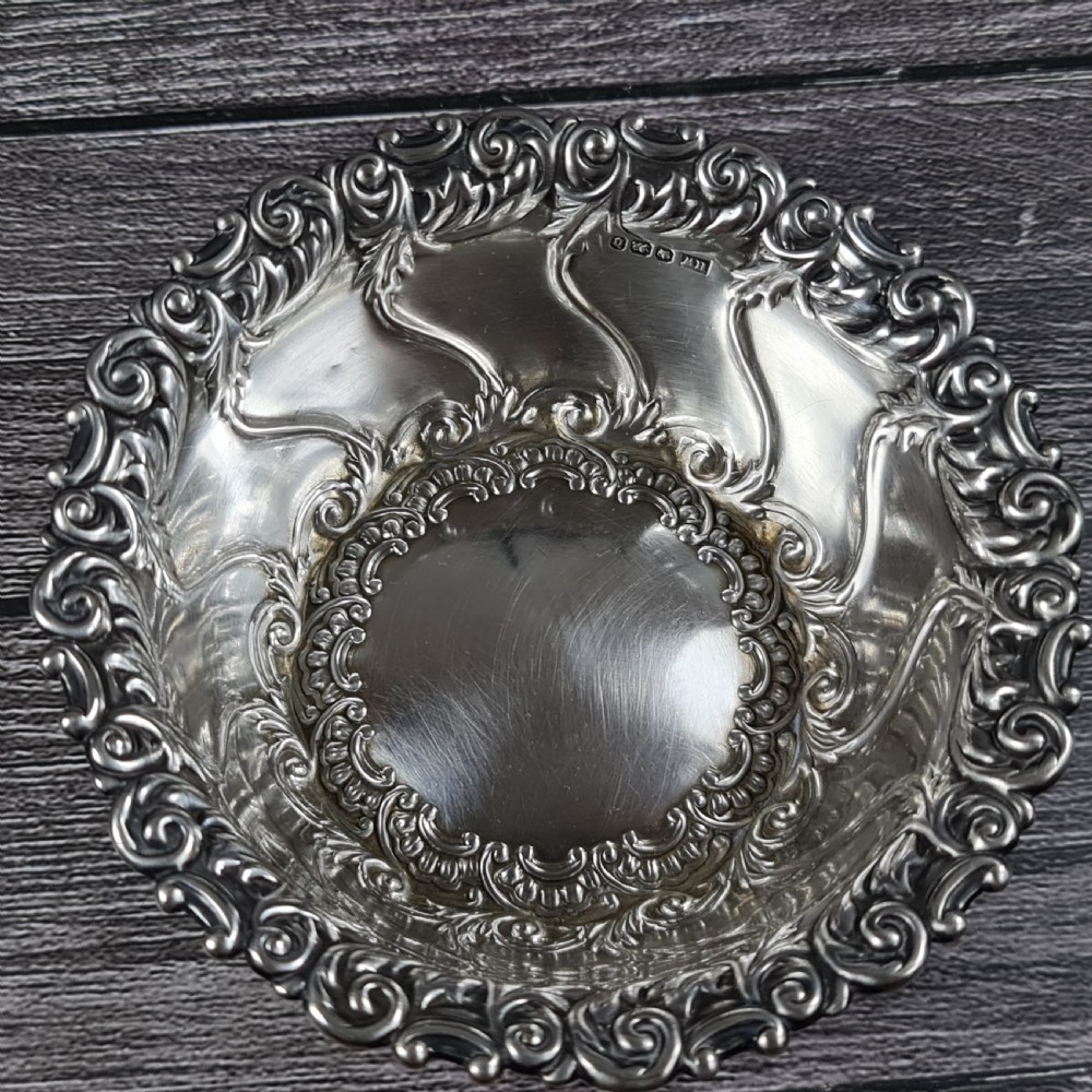 Exquisite Victorian Silver Dish Henry Wigfull Sheffield 1896