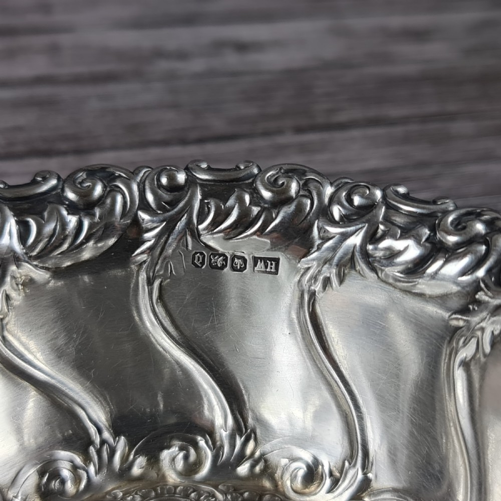 Exquisite Victorian Silver Dish Henry Wigfull Sheffield 1896 View II