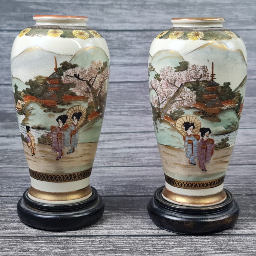 Beautiful Satsuma Pair of Signed Hand Painted Vases c1900