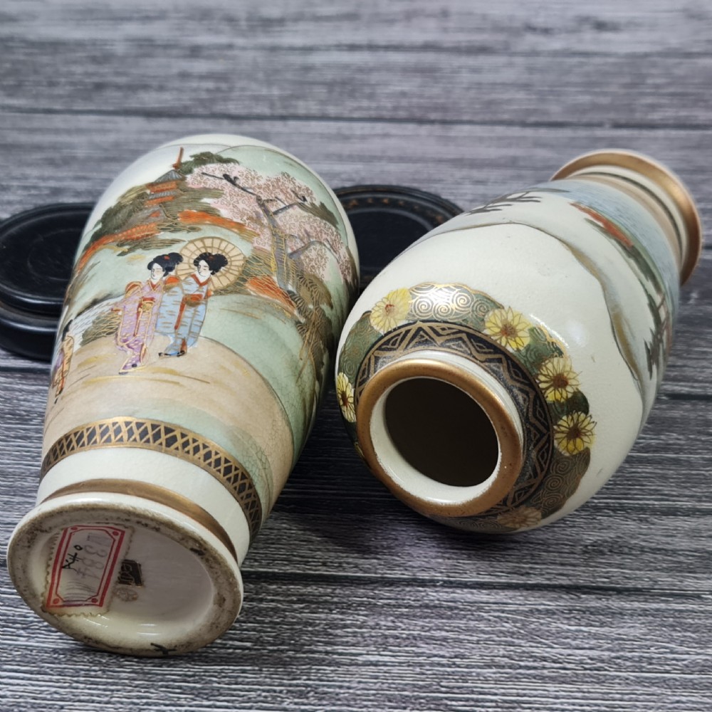 Beautiful Satsuma Pair of Signed Hand Painted Vases c1900 View VI