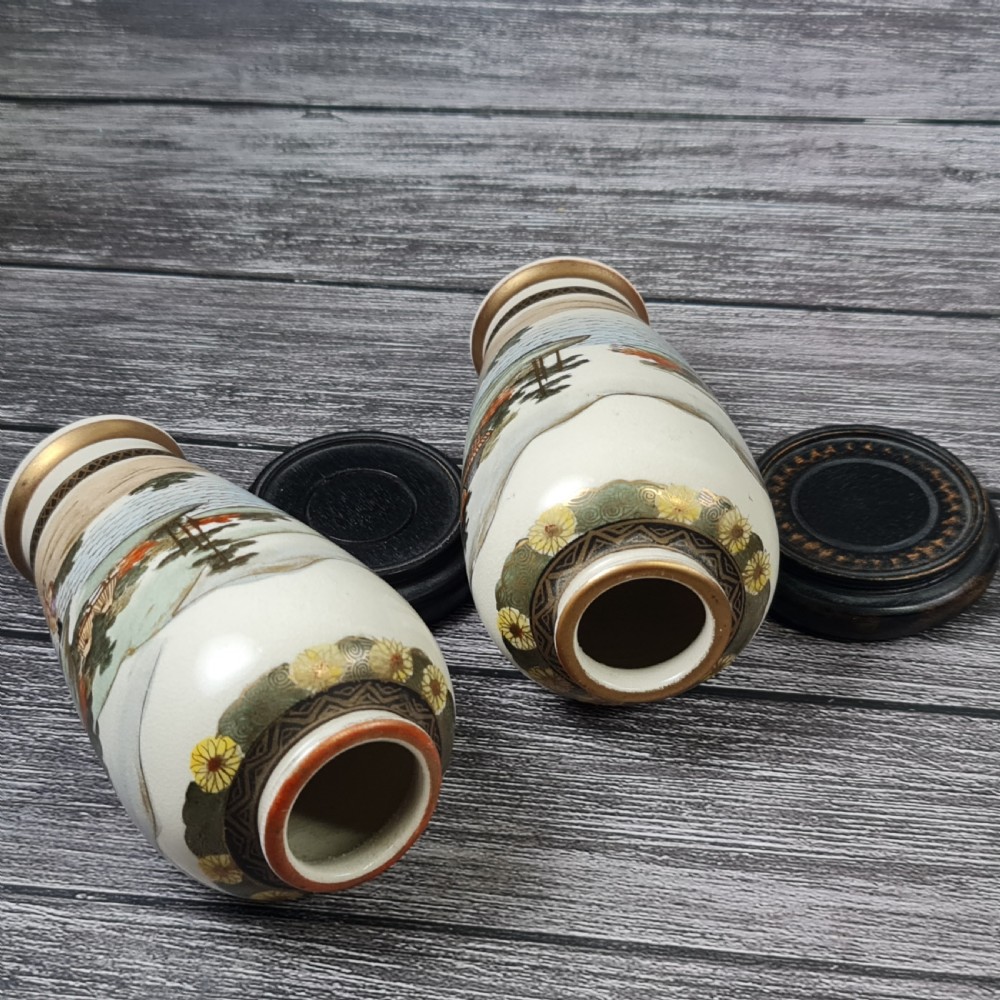 Beautiful Satsuma Pair of Signed Hand Painted Vases c1900 View X