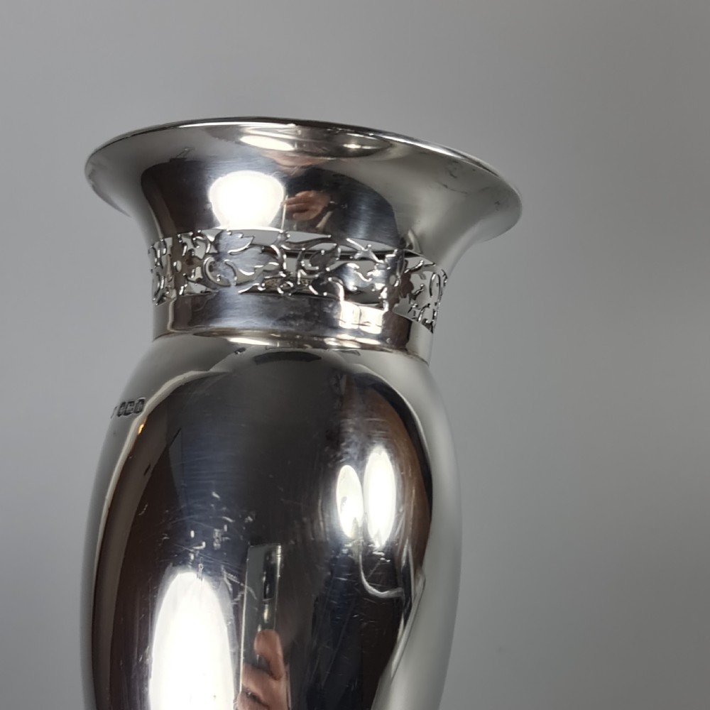 Stunning Large Mappin & Webb Silver Fretted Vase Sheffield 1903 View XV