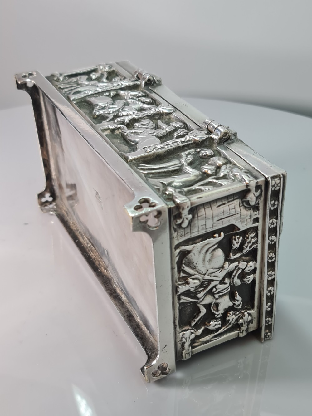 Superb Quality Large Silver Plated Gothic Casket 'FISHER 188 STRAND' View XIV