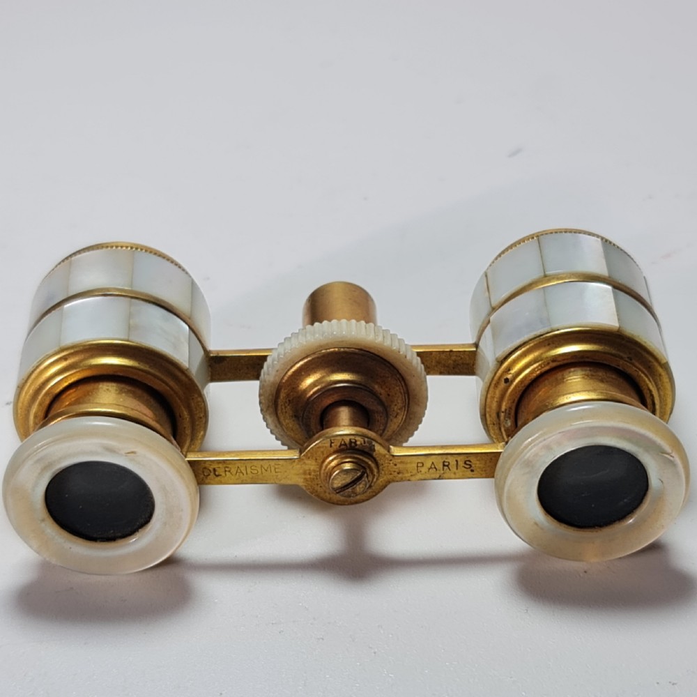 Fabulous Antique Opera Glasses French Mother of pearl opera glasses.