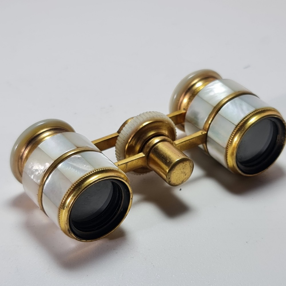 Fabulous Antique Opera Glasses French Mother of pearl opera glasses. View X
