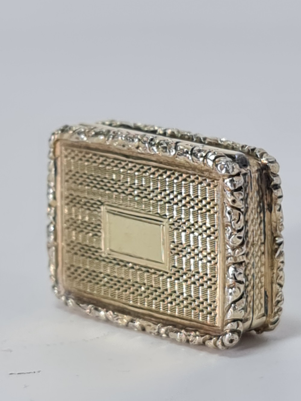 Georgian Silver Gilt Vinaigrette John Bettridge View XI