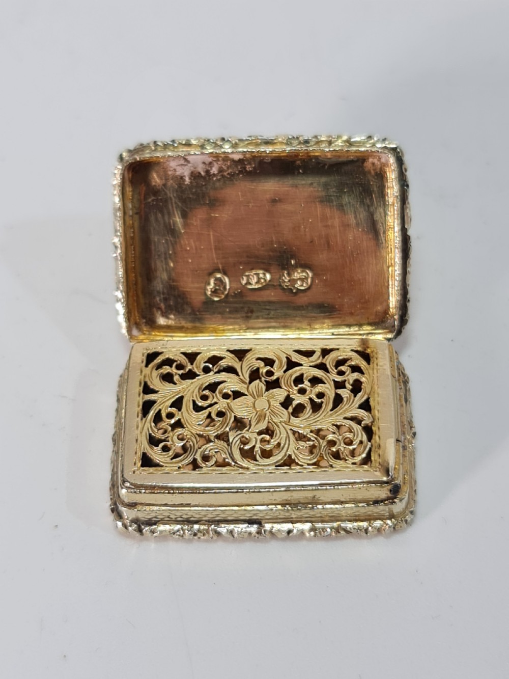 Georgian Silver Gilt Vinaigrette John Bettridge View III