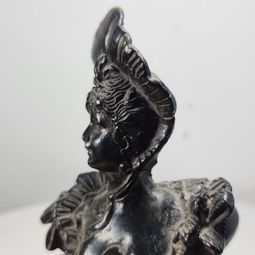 Delightful Art Nouveau Bronze Bust of an Attractive Female wearing a Hat c1910 View XVII