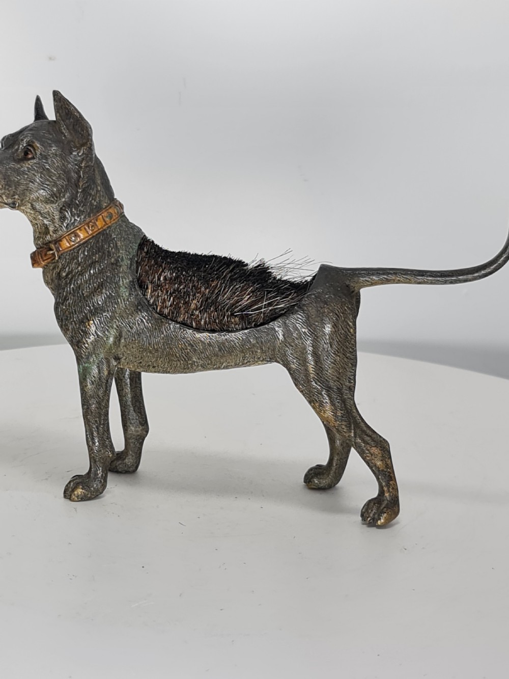 Fine Large 19thc Austrian Cold Painted Bronze Pen Wipe formed as a Hound  View III