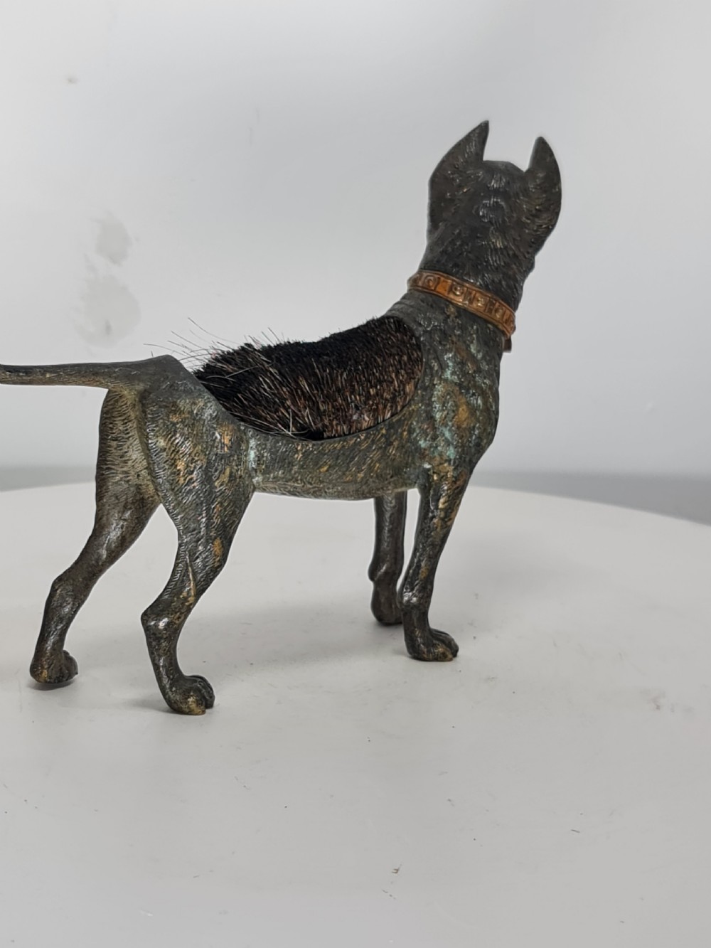 Fine Large 19thc Austrian Cold Painted Bronze Pen Wipe formed as a Hound  View VIII