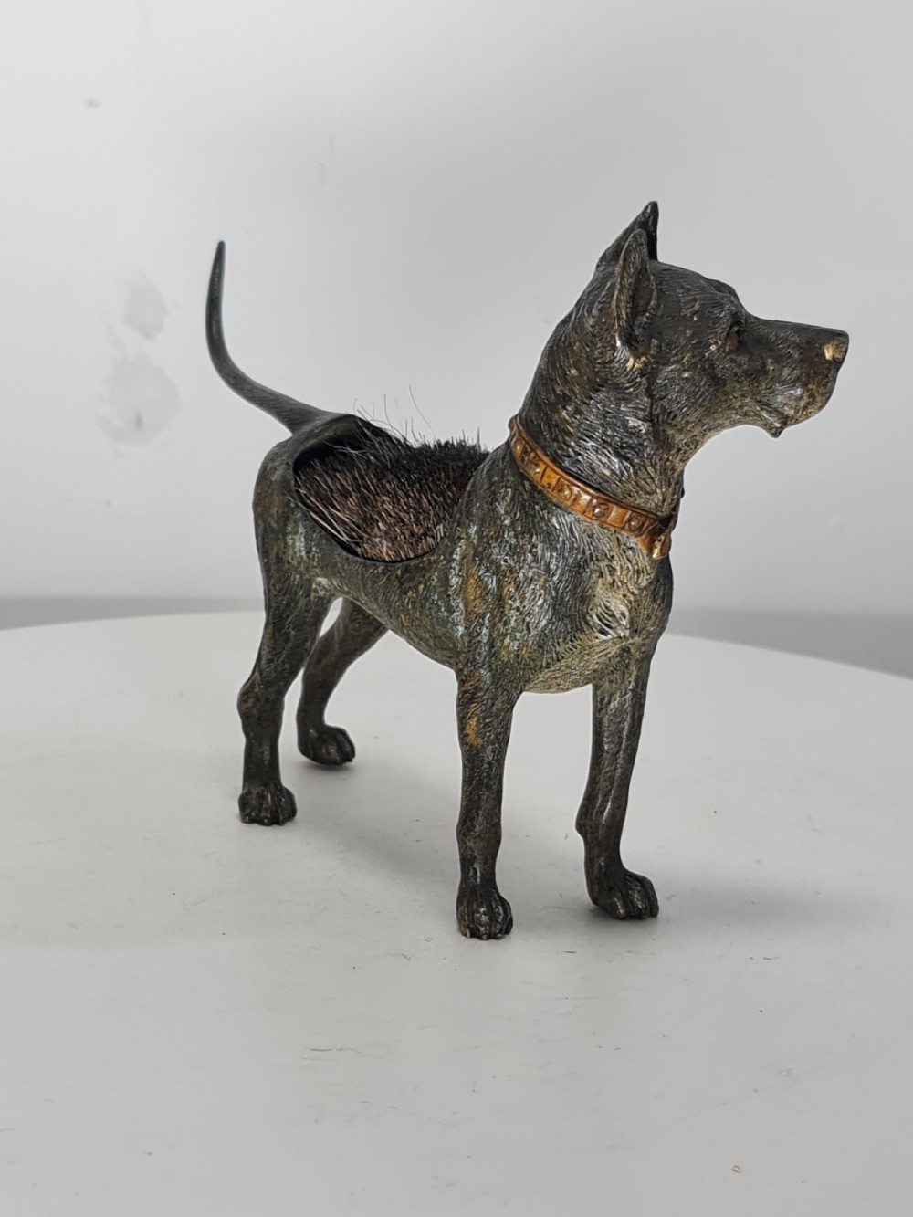 Fine Large 19thc Austrian Cold Painted Bronze Pen Wipe formed as a Hound  View X