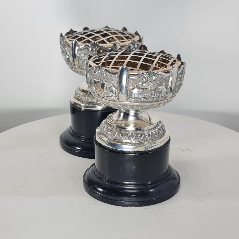 Beautiful Antique Pr Indian Silver Rose Bowls on Stands c1900 View XI