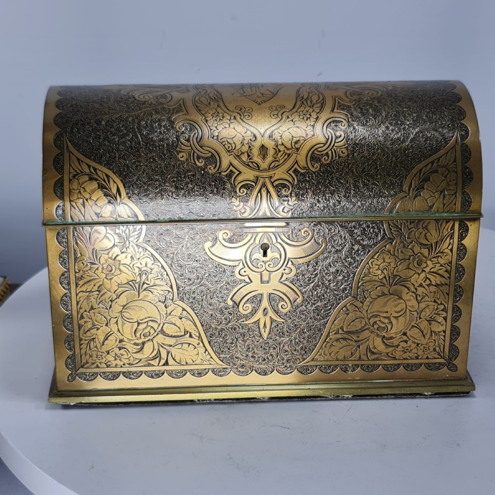 Super Quality Engraved Betjemann & Sons Brass Stationary Domed Box with Hinged Lid c1880