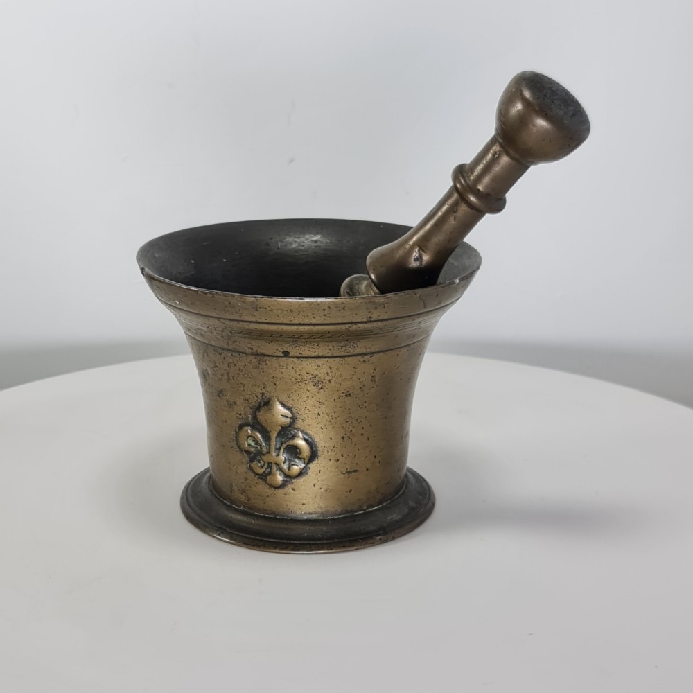 Fabulous 18thc Bronze Mortar and Pestle with Fleur De Lys Design View III