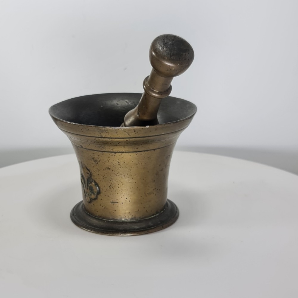 Fabulous 18thc Bronze Mortar and Pestle with Fleur De Lys Design View V