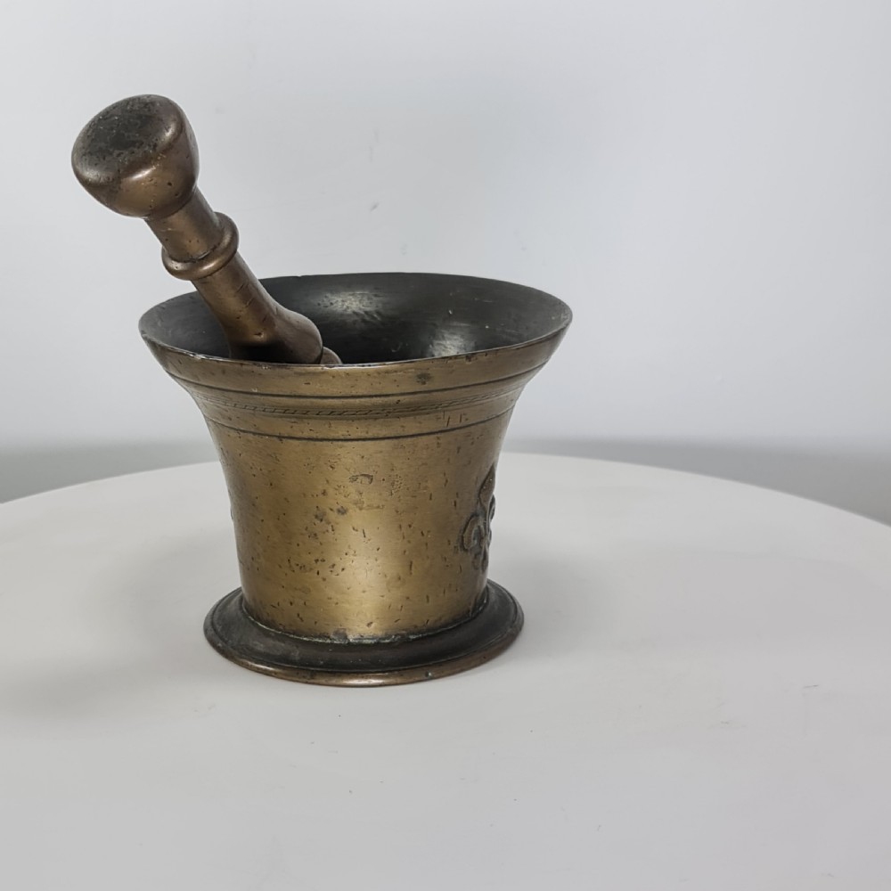 Fabulous 18thc Bronze Mortar and Pestle with Fleur De Lys Design View VI