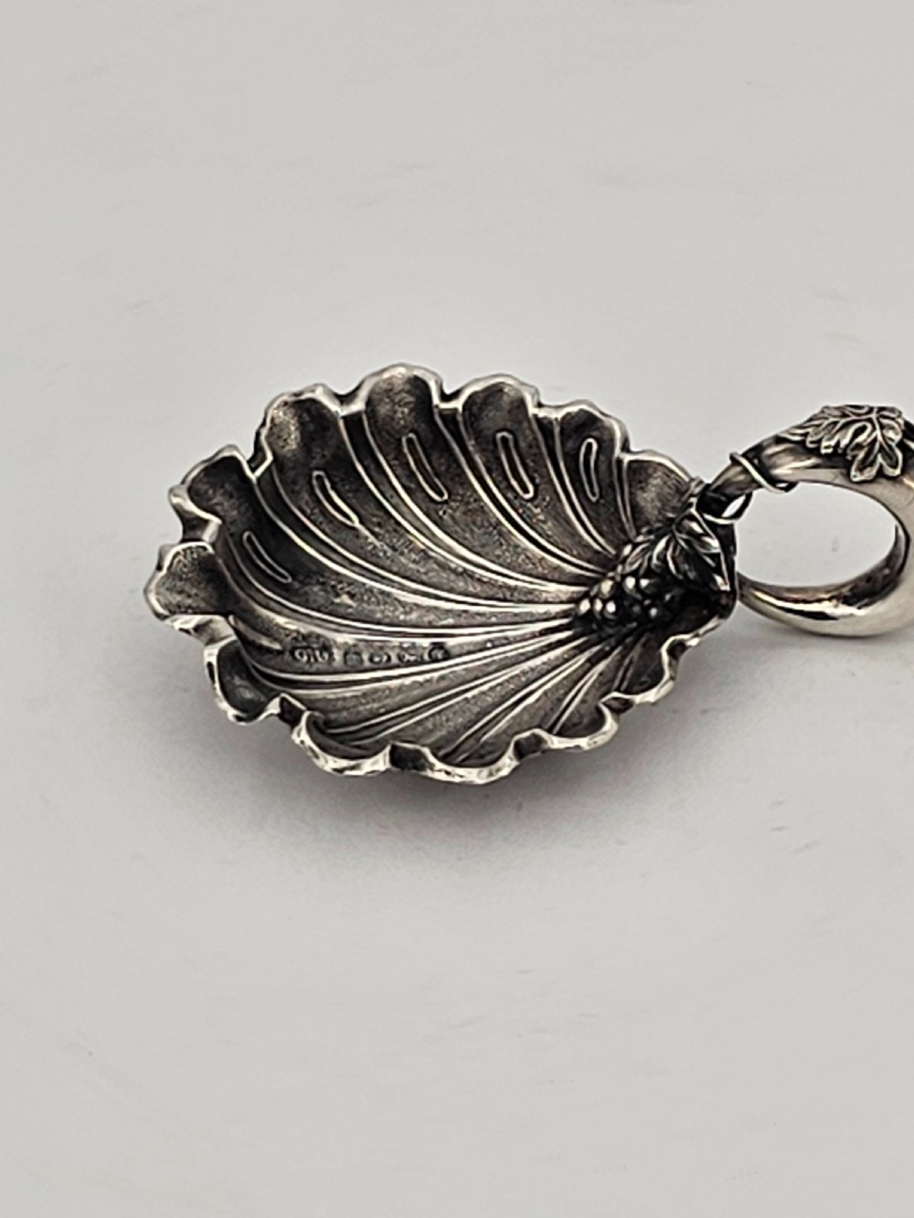 Exquisite Unusual Design Silver Caddy Spoon by George Unite c1848 View VIII