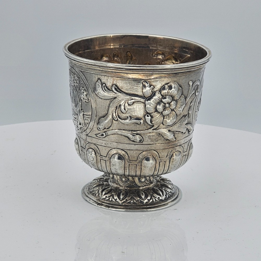Interesting Early Silver Pedestal Tumbler 18thc View X