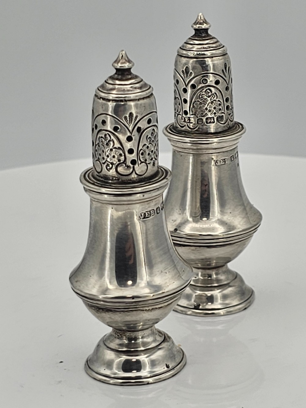 Delightful Pair of Silver Peppers Walker & Hall by John Edward Bingham 19thc View VI