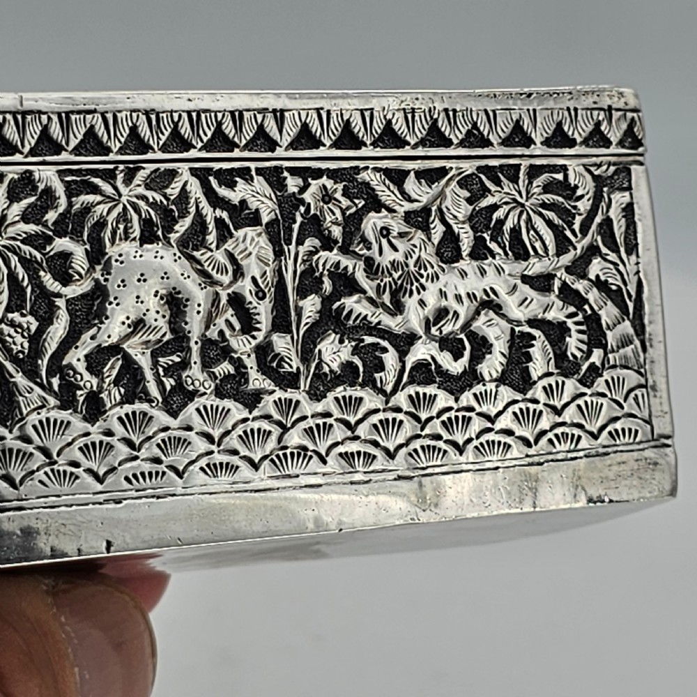 Fabulous Antique  Indian Kutch Silver Table Snuff Box c1880 View V