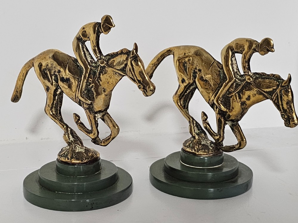 Stylish Art Deco Pair of Brass Jockeys and Horses on Stepped Bakelite Bases, c. 1930s View IX