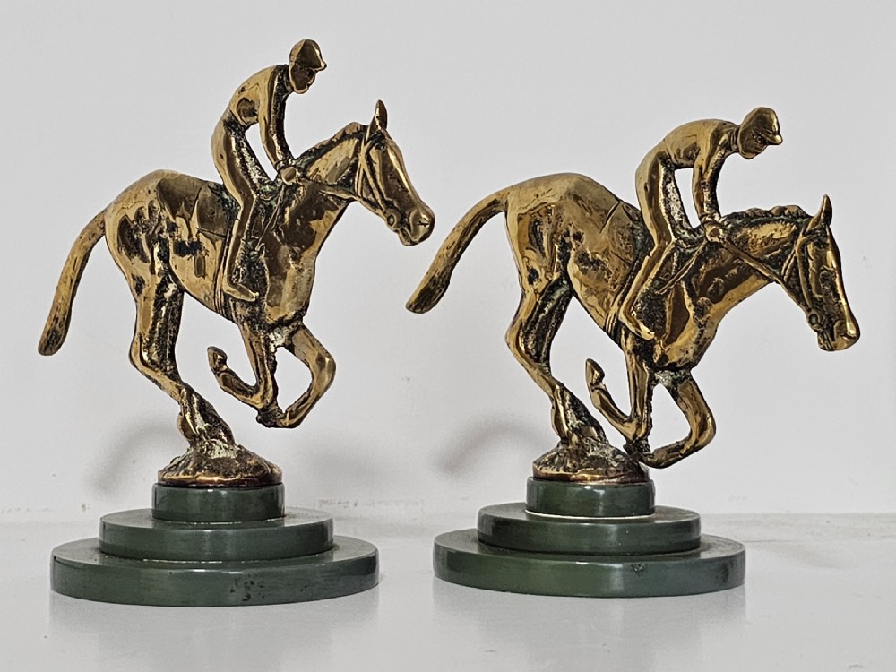 Stylish Art Deco Pair of Brass Jockeys and Horses on Stepped Bakelite Bases, c. 1930s View X
