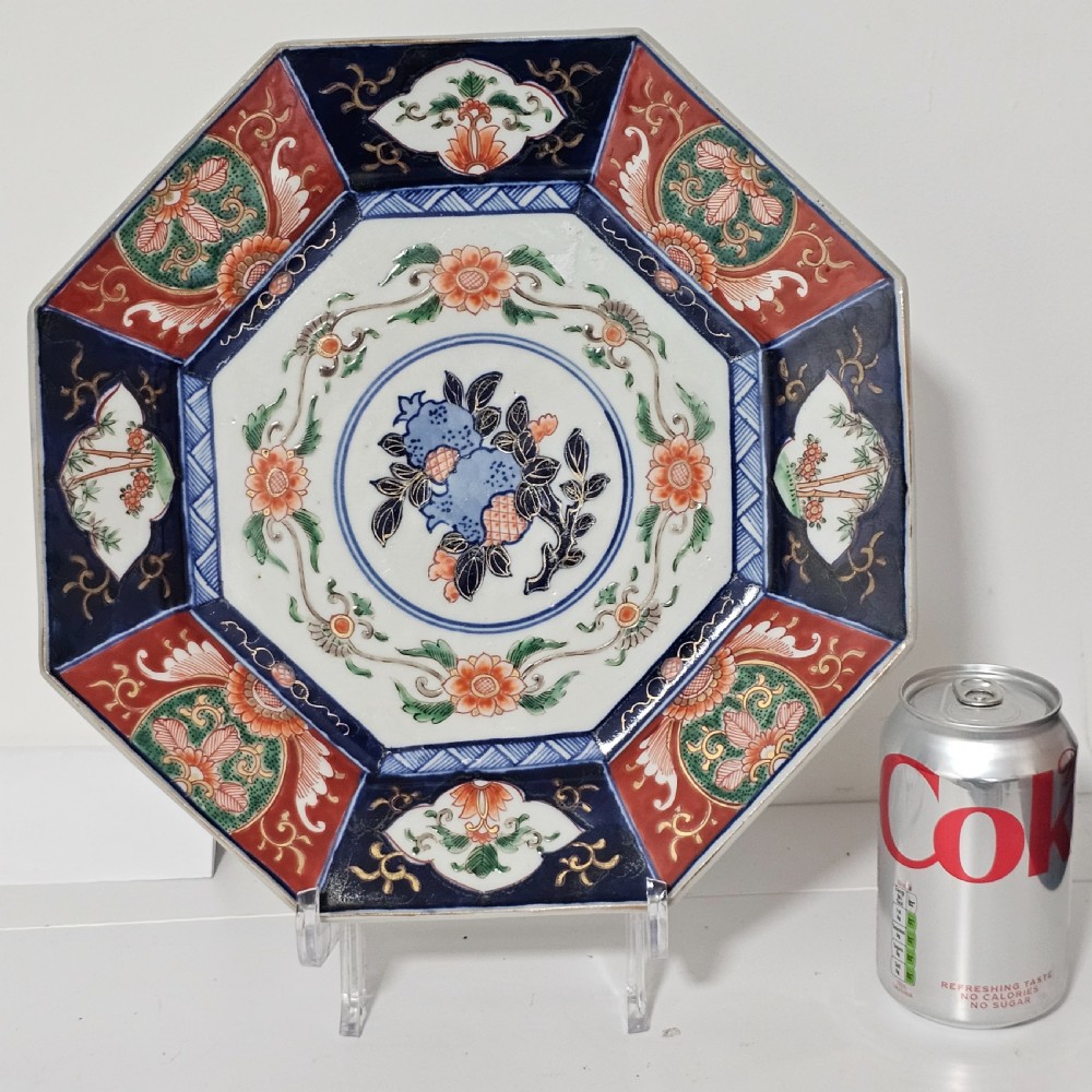 Large Octagonal Imari Charger c1920 View VII