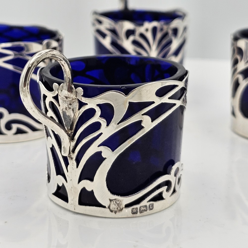 Stylish Set 4 x Art Nouveau Silver Salts Formed as Cups c1911 View XVIII