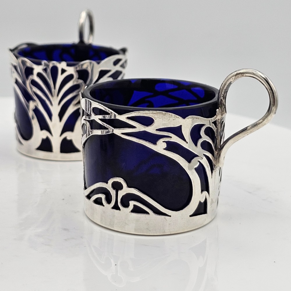Stylish Set 4 x Art Nouveau Silver Salts Formed as Cups c1911 View XIX