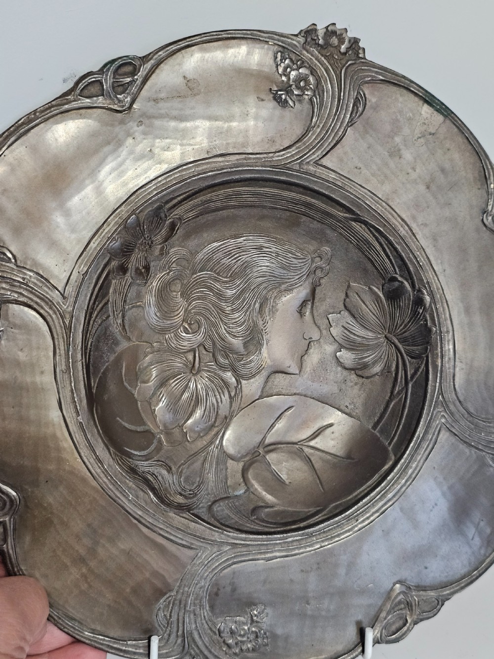 Fabulous Large Art Nouveau Bronze Dish c1900 View IV