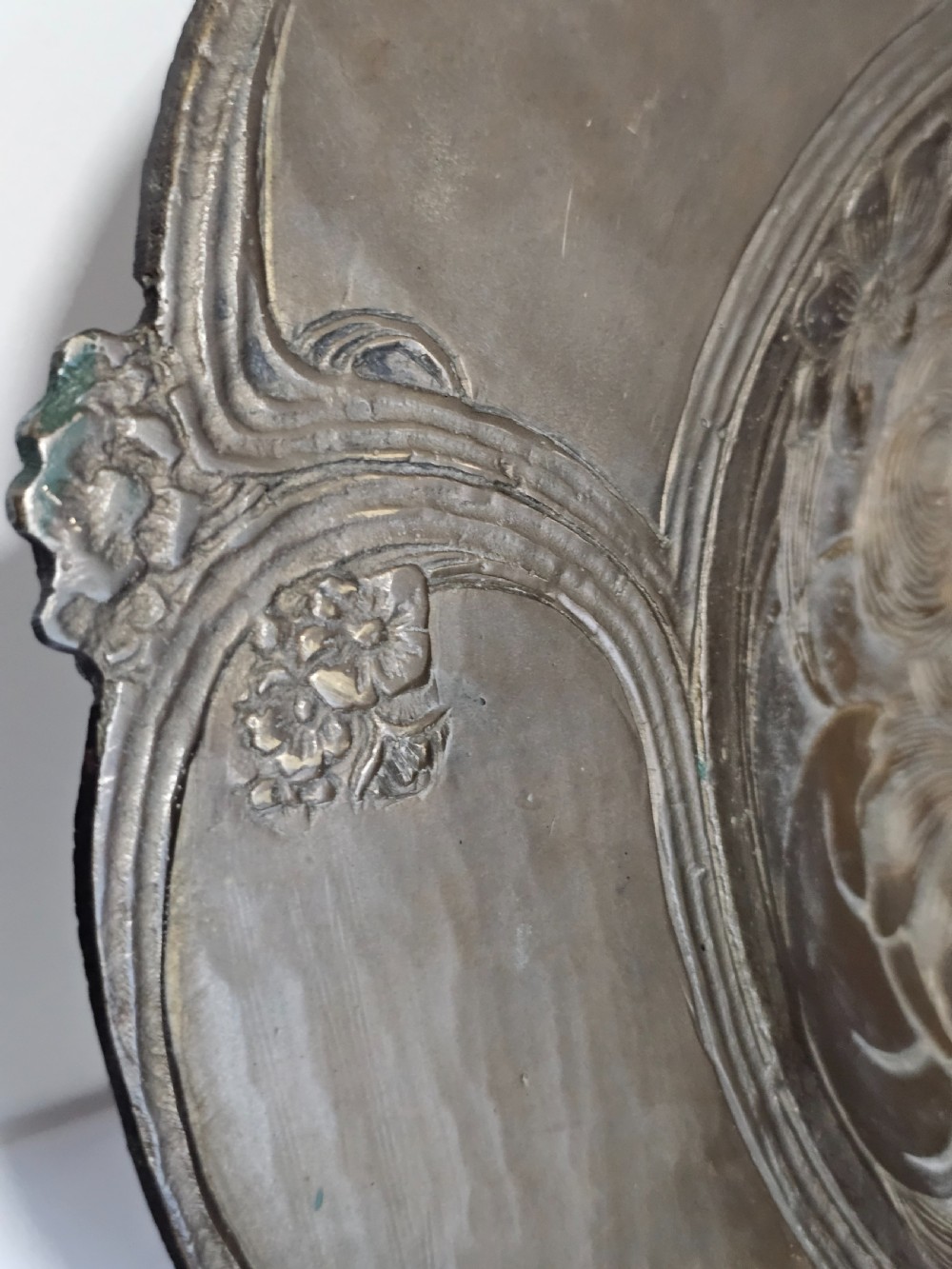 Fabulous Large Art Nouveau Bronze Dish c1900 View IX