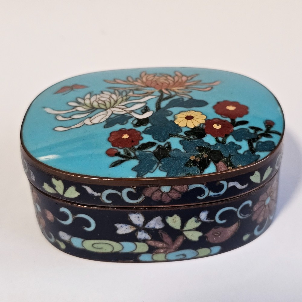 Exquisite Japanese Cloisonne Oval Patch Box c1900
