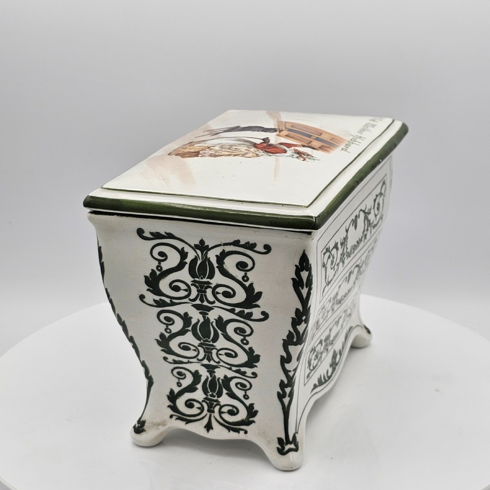1905 Royal Doulton Huntley & Palmer Porcelain Biscuit Barrel Old Mother Hubbard View VI