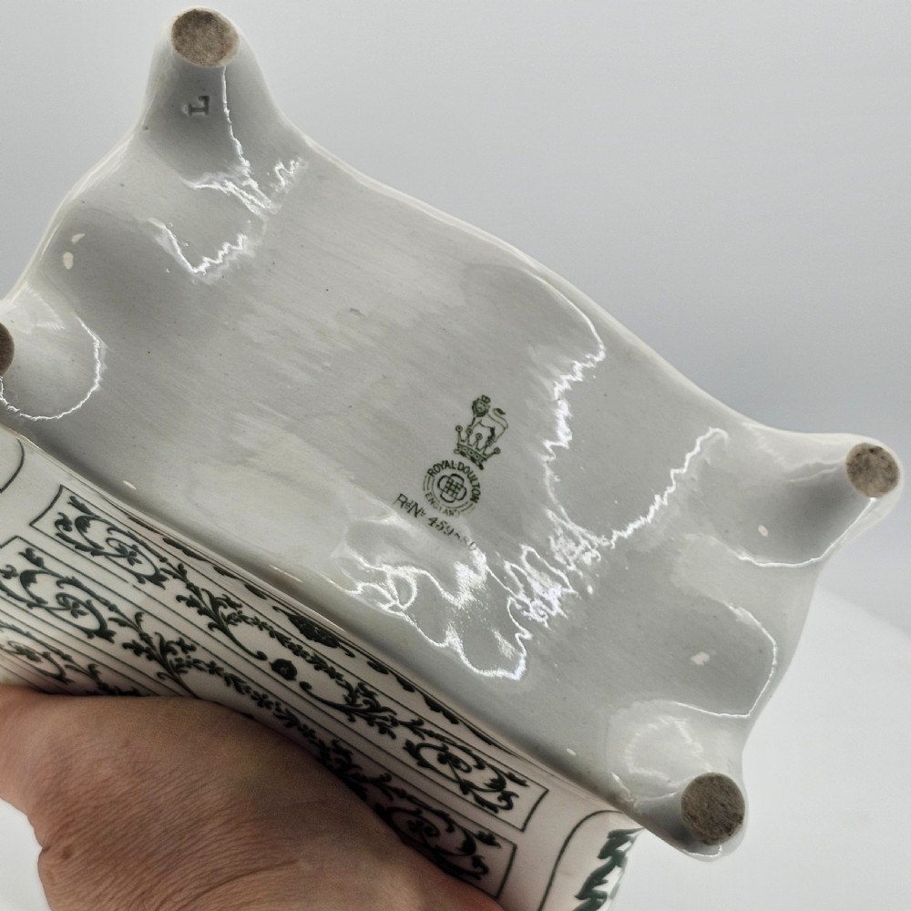 1905 Royal Doulton Huntley & Palmer Porcelain Biscuit Barrel Old Mother Hubbard View XIV