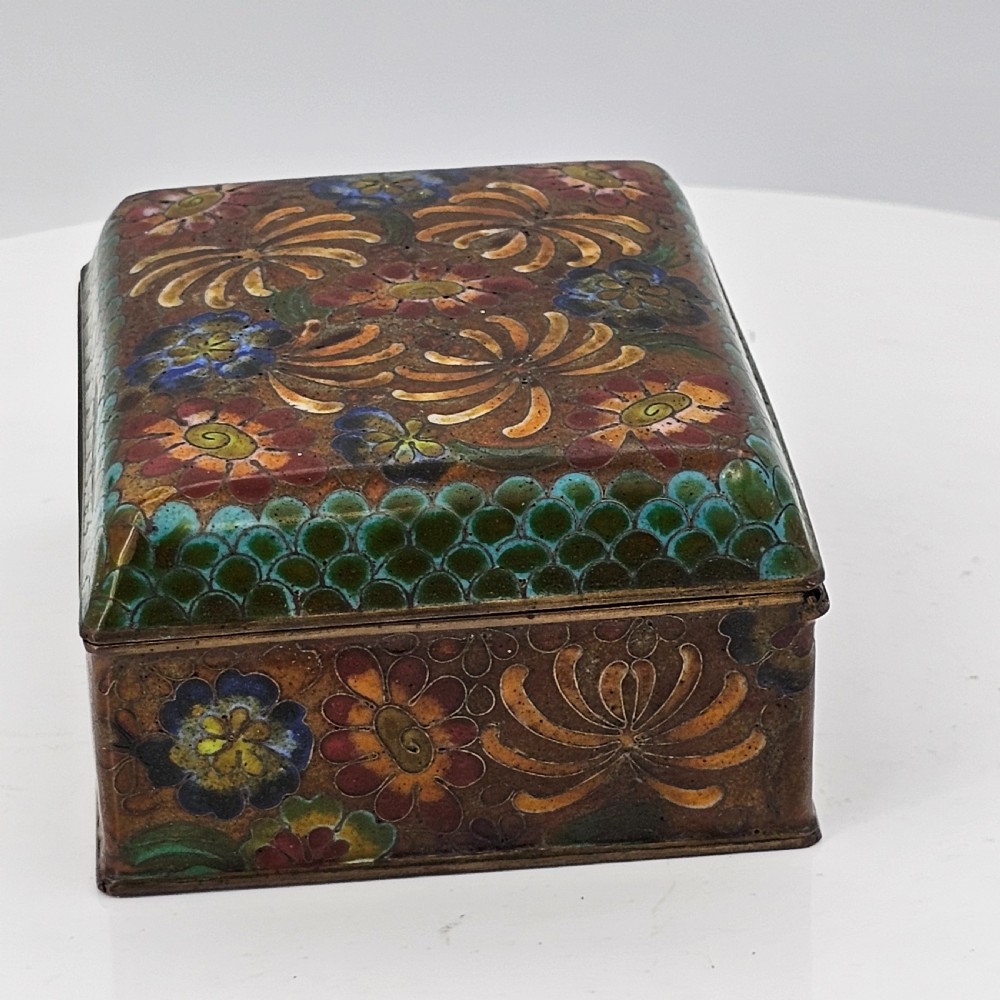 Delightful Vintage Cloisonne Box, Great Colours. c1930s View IV