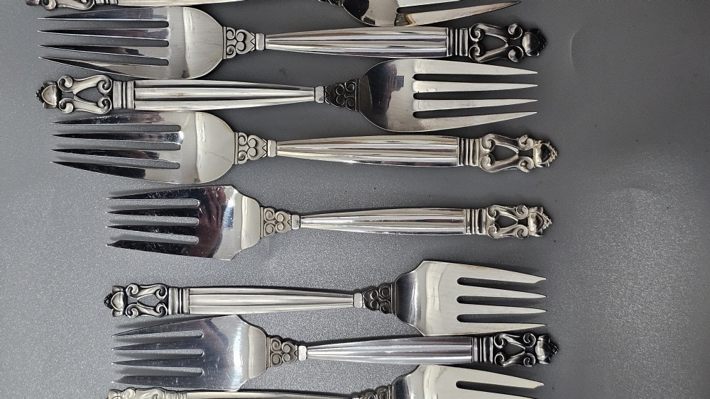 Stunning Vintage Georg Jensen 75pce Silver Acorn Cutlery Service plus 5 x Rare Frigast Silver Servers (Used only once) View XVI