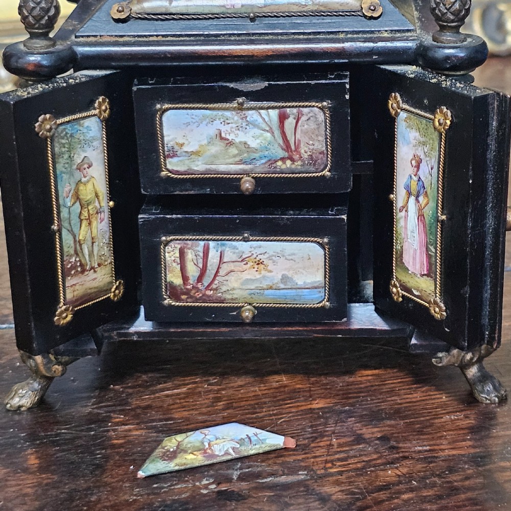 19th cent. Austrian / Viennese enamel jewellery casket chest View III