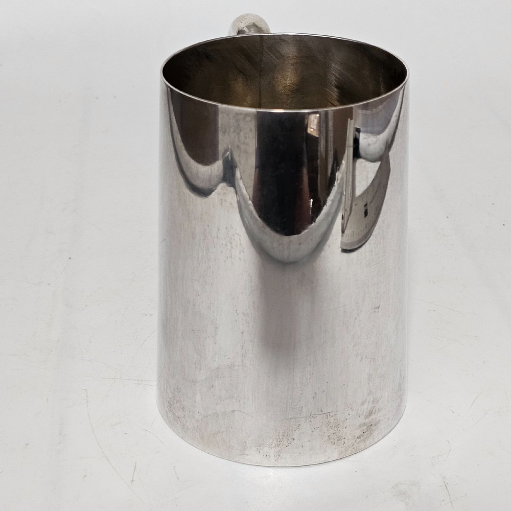 Large Solid Silver Tankard by Goldsmiths and Silversmiths Company 435g View III