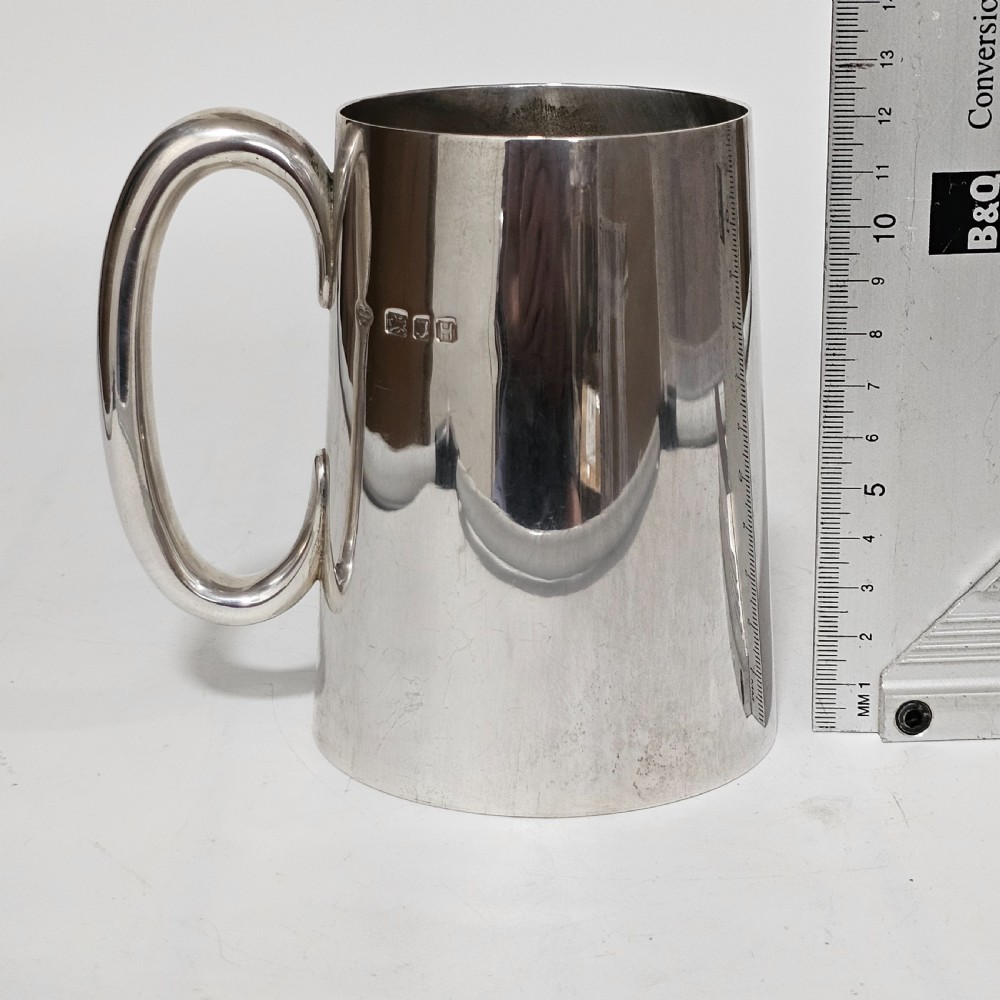 Large Solid Silver Tankard by Goldsmiths and Silversmiths Company 435g View VI
