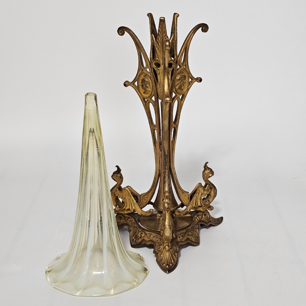 Victorian 1890S Uranium Glass Epergne Vase With A Gilt Bronze Base/Holder View VII
