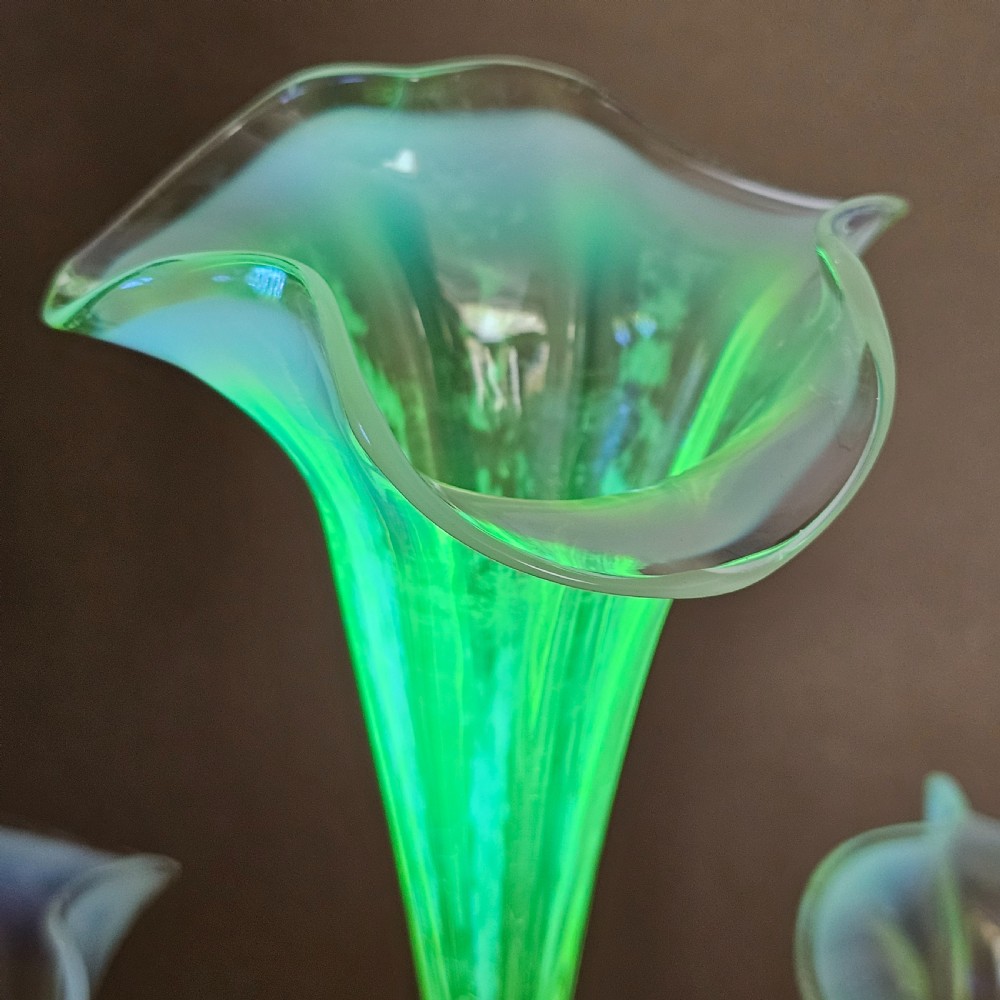 Stunning Victorian 1890S Quadruple Glass Epergne Vase With A Silver Plated Base/Holder And Four Uranium Glass Vases View VI