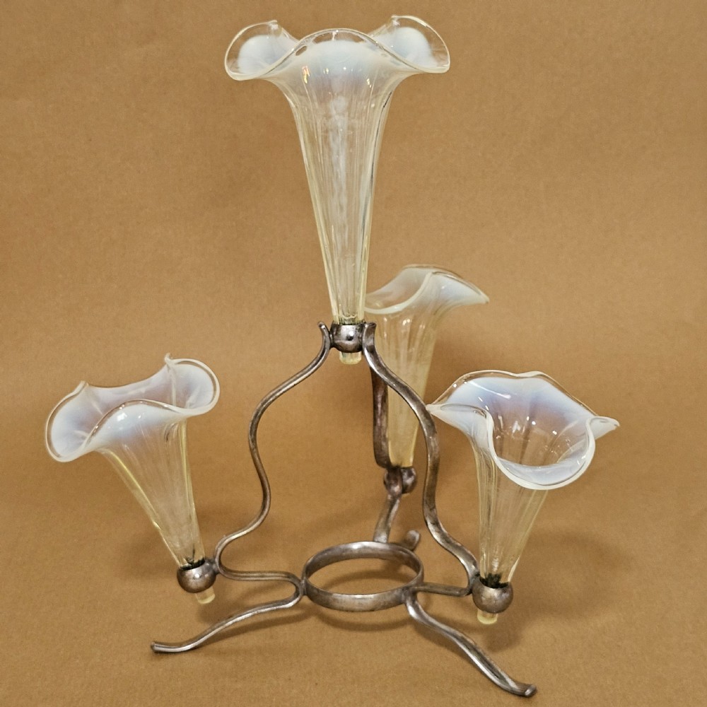 Stunning Victorian 1890S Quadruple Glass Epergne Vase With A Silver Plated Base/Holder And Four Uranium Glass Vases View XI