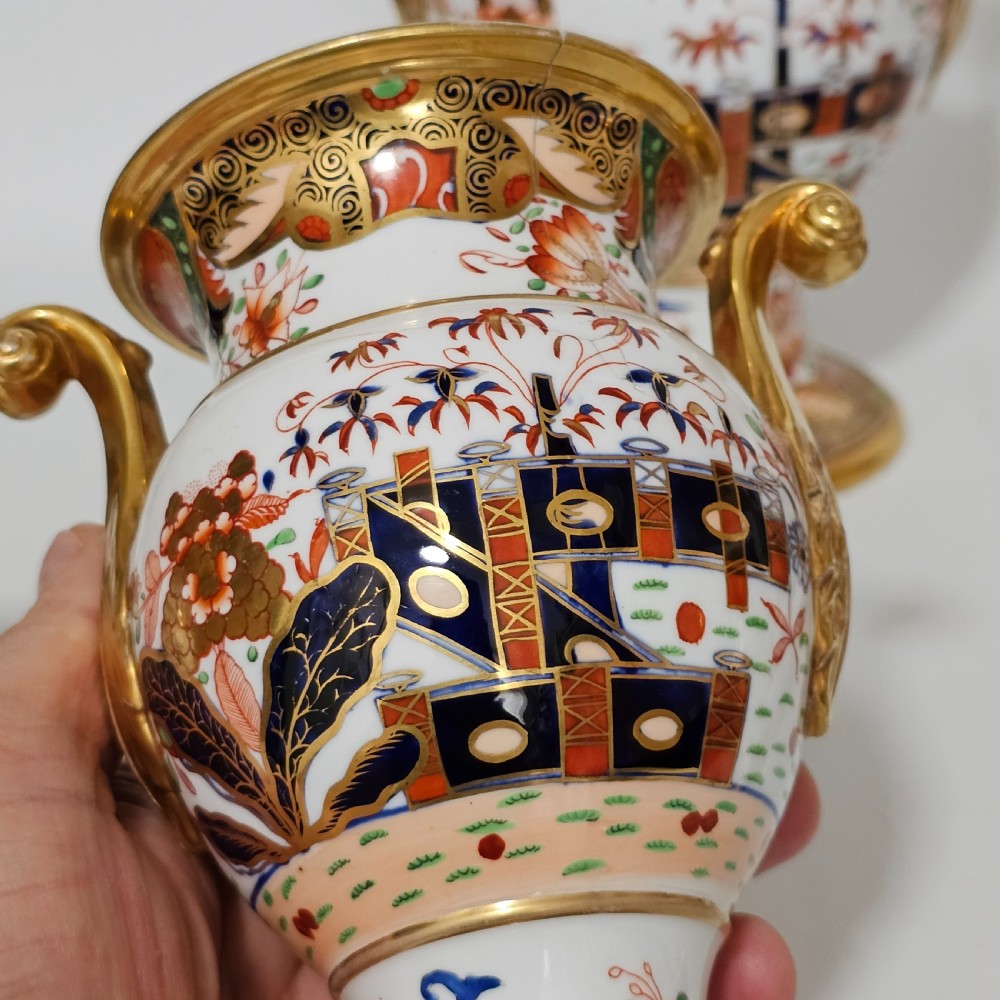 A Stunning 19thc 5-Piece Suite/Garniture Of Spode 967 Pattern Amphora Vases View VIII