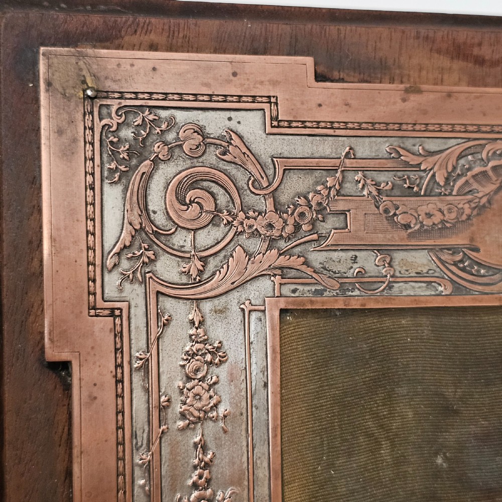 Unusual Late 19thc Pair of French Electrotype Frames 28.5c x 19.5 cm View IV