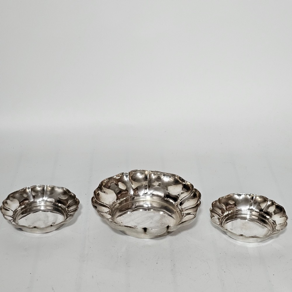 A Fine Trio of Heavy Gauge Sterling Silver Frilled Dishes 327g c1965 View VI