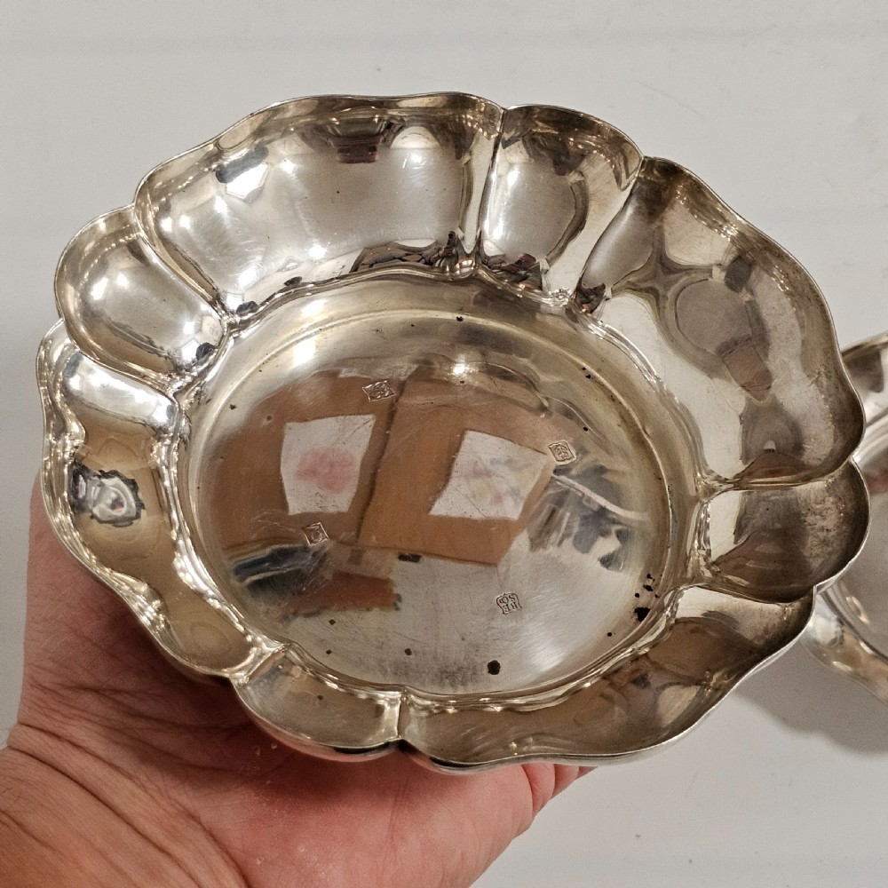A Fine Trio of Heavy Gauge Sterling Silver Frilled Dishes 327g c1965 View X